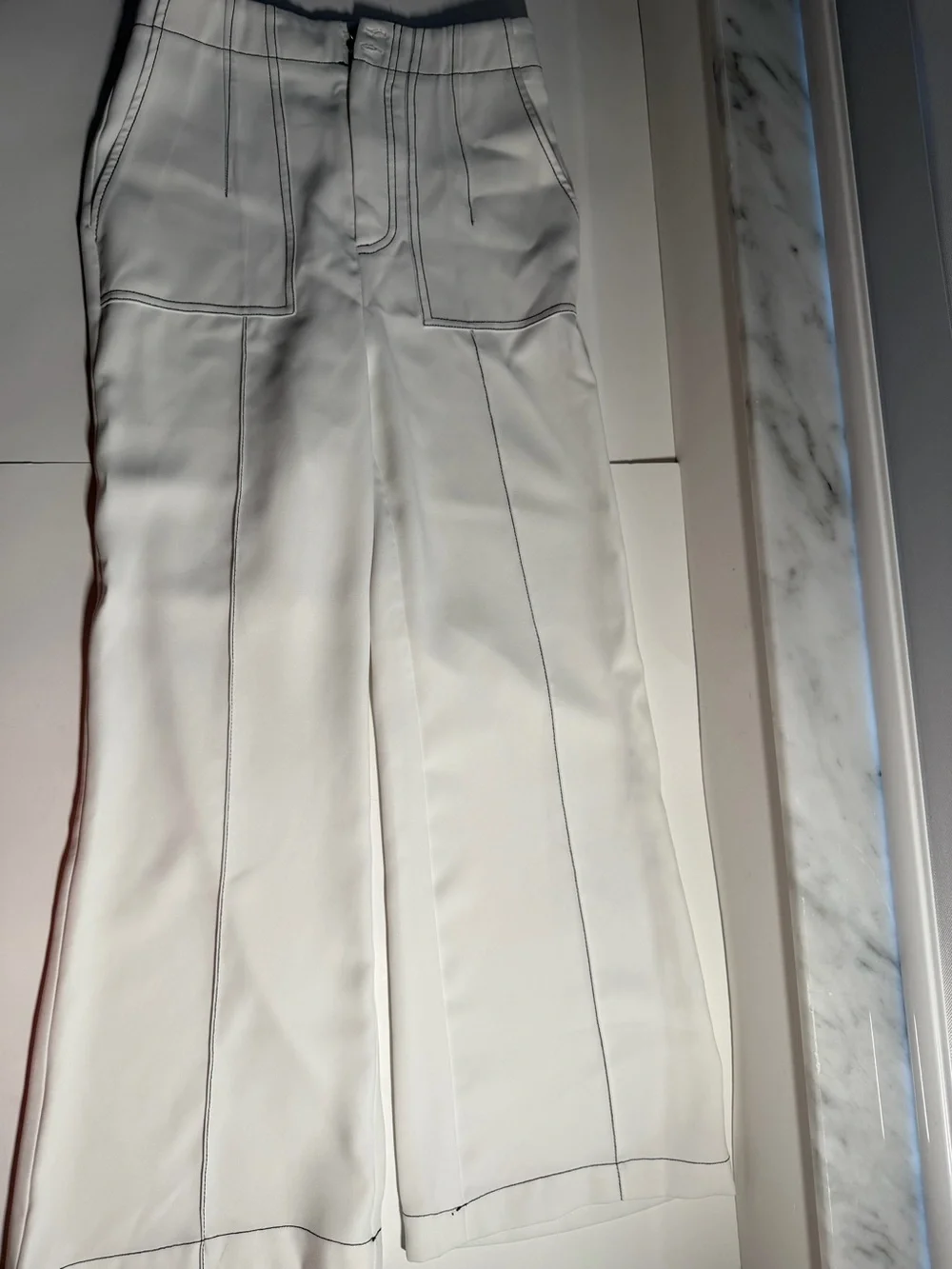 Women’s White High-Waisted Wide Leg Pants with Contrast Stitching